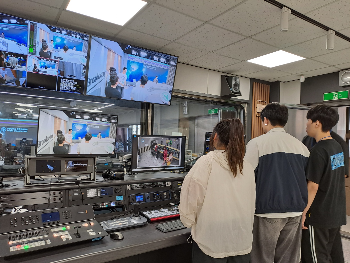 유한대학교 고교생 맞춤형 고용서비스 고교생 1,600명의 진로를 잇다!
